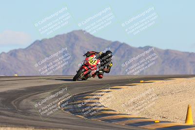 media/Nov-16-2024-CVMA (Sat) [[0e4bb1f32f]]/Race 11-Amateur Supersport Open/